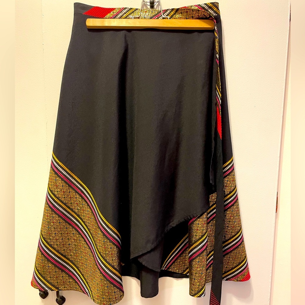 Gold wrap skirt M/L